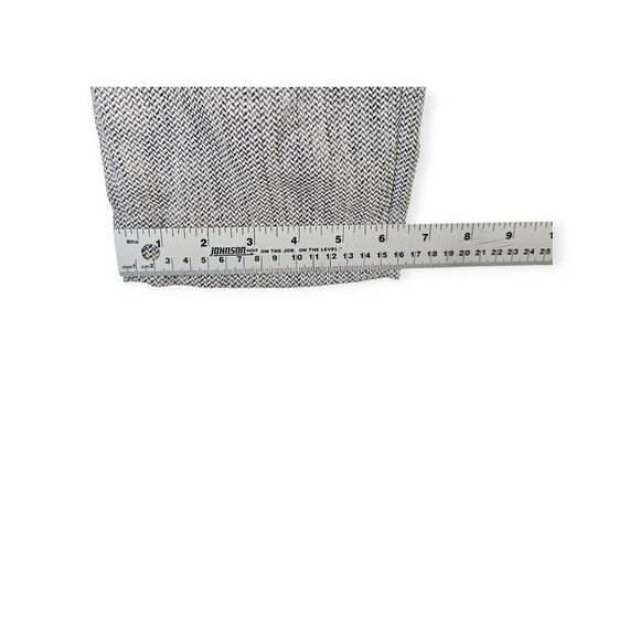 🛍️ H&M Charcoal Gray Herringbone Slim Trousers - Women's 6 - Picture 7 of 11
